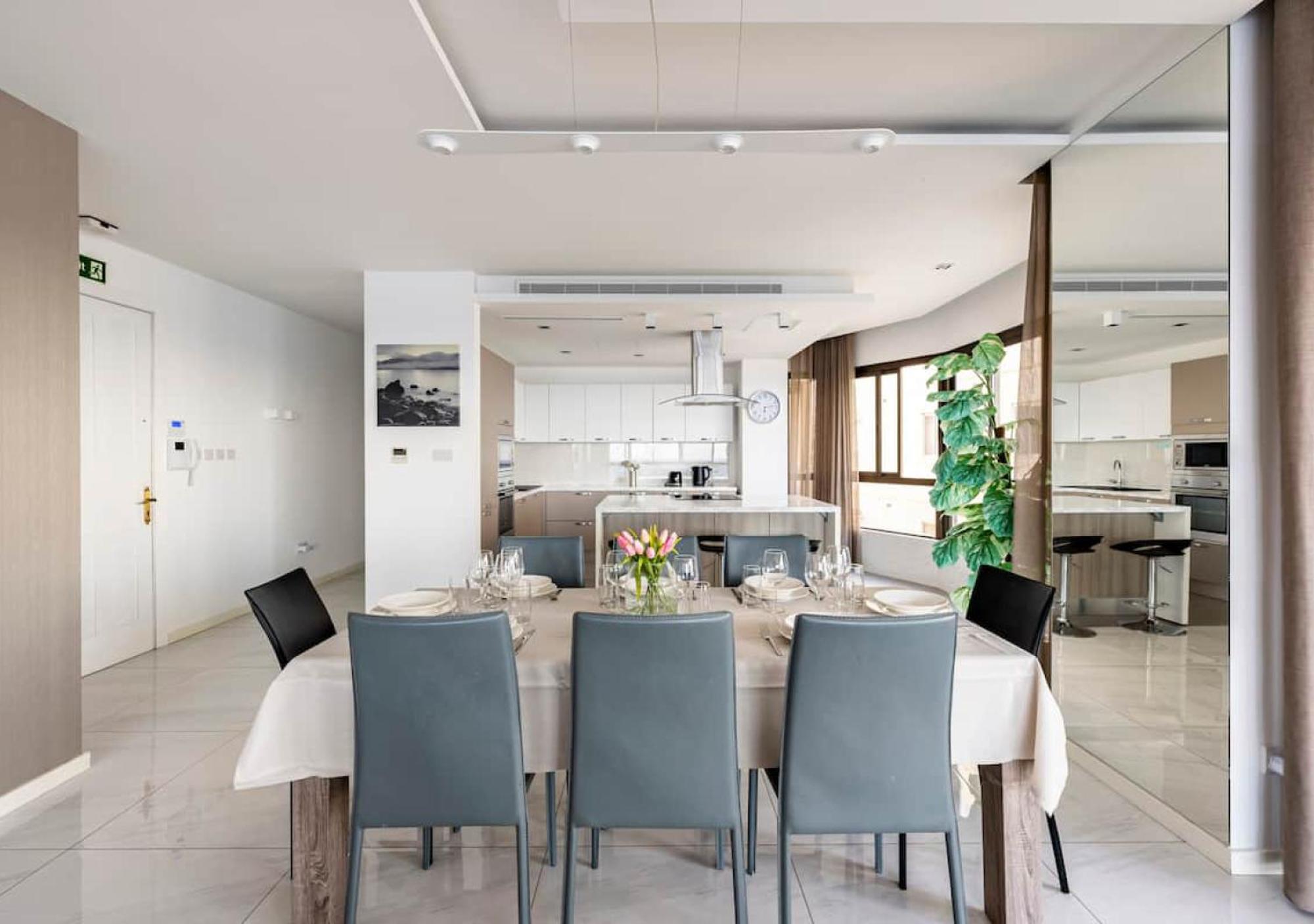 Sea View Luxury Haven Living & 3Bedrooms Seafront Sliema Bagian luar foto