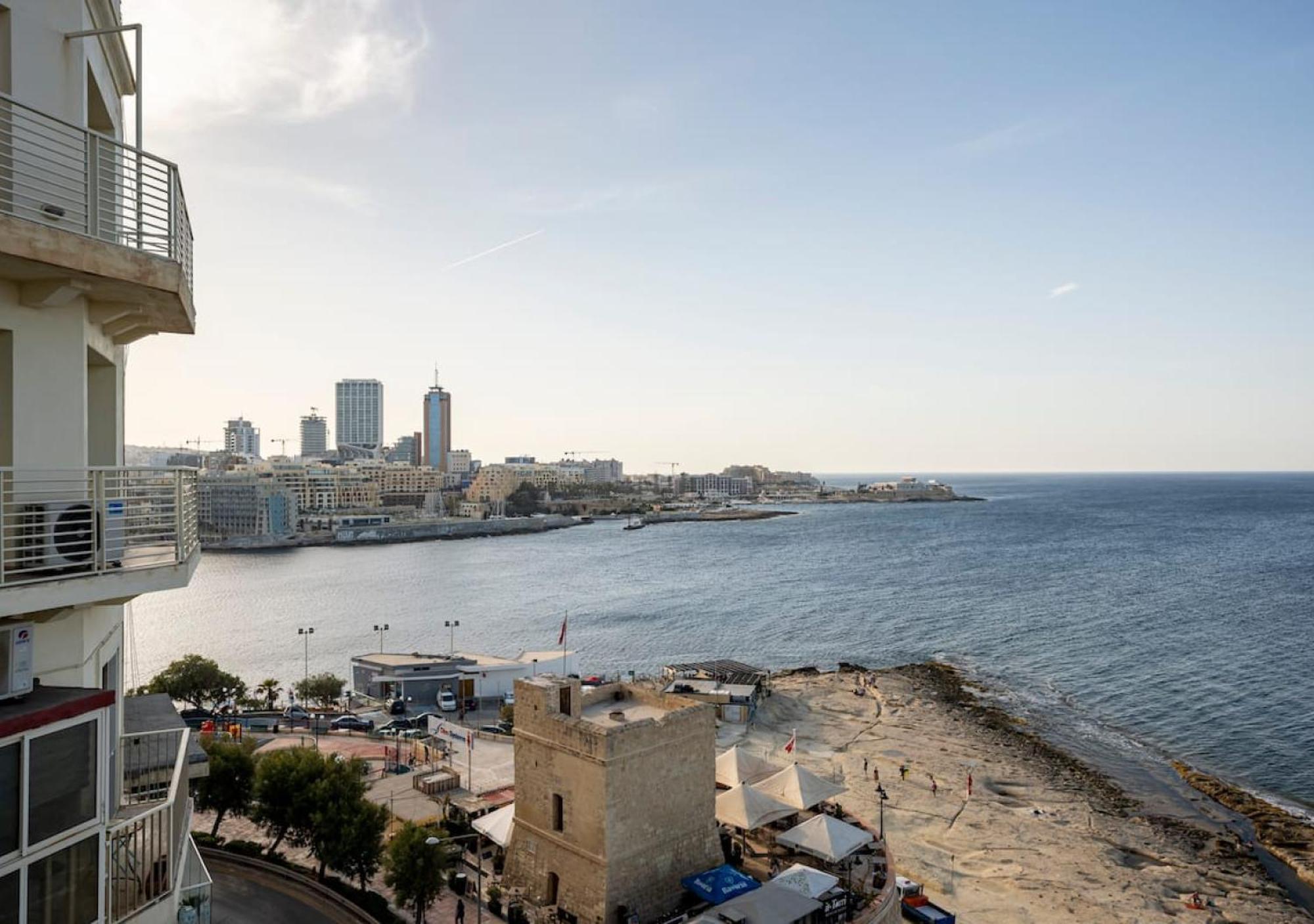 Sea View Luxury Haven Living & 3Bedrooms Seafront Sliema Bagian luar foto