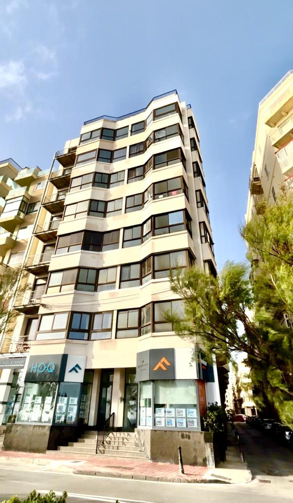 Sea View Luxury Haven Living & 3Bedrooms Seafront Sliema Bagian luar foto