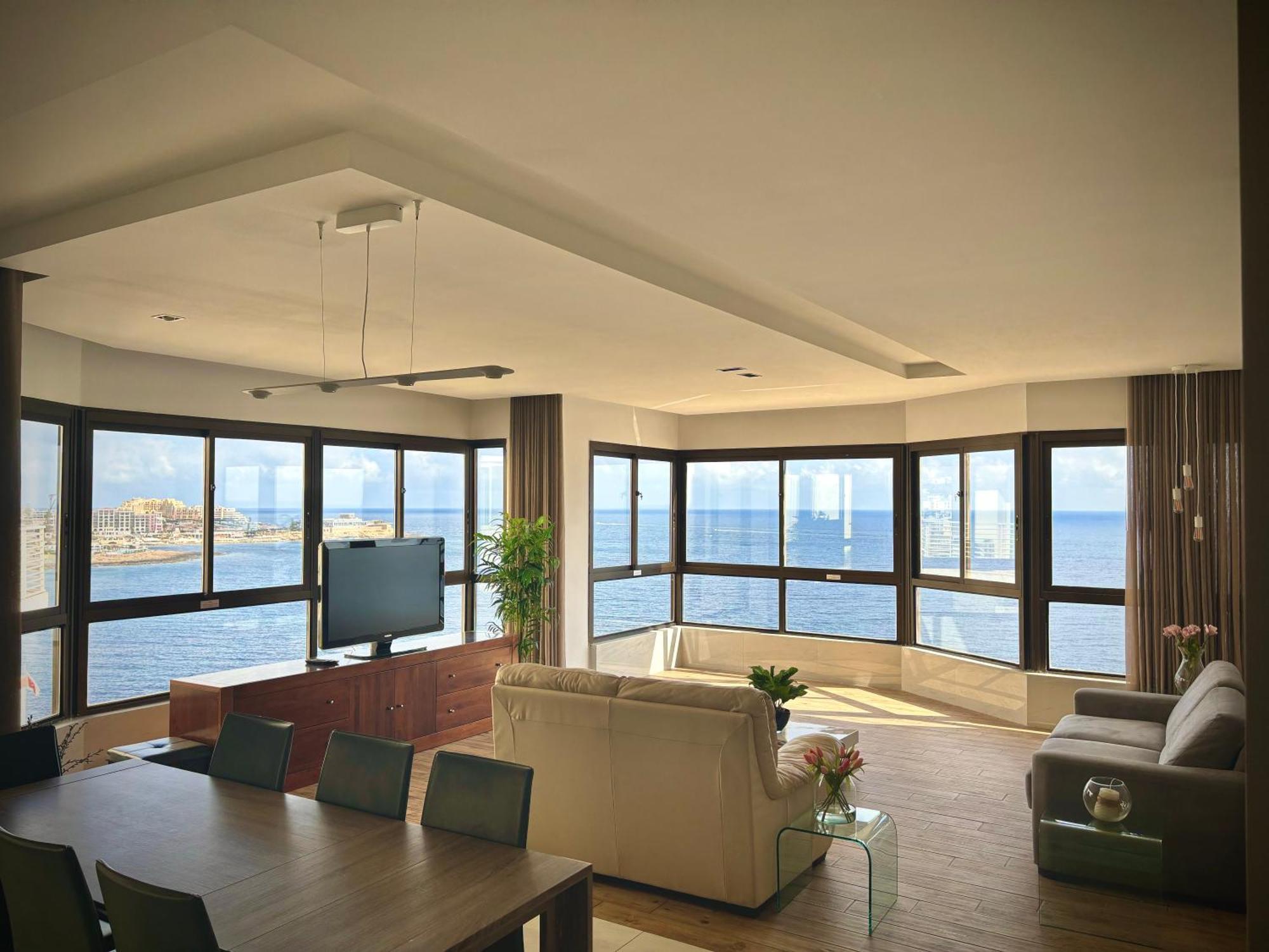 Sea View Luxury Haven Living & 3Bedrooms Seafront Sliema Bagian luar foto